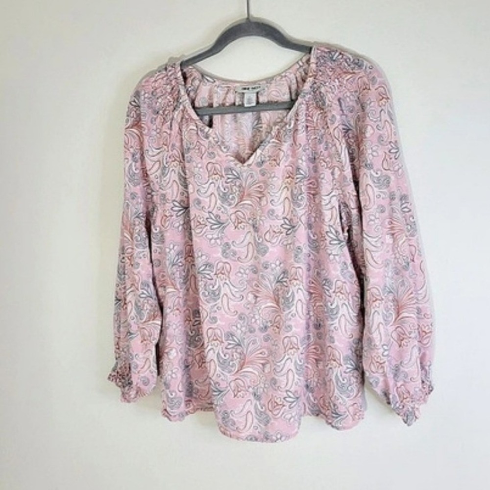 Nine West Paisley Blouse in Pink Size Large.